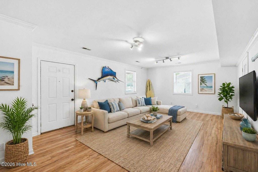 Property photo 3 of 5 <Alttext/>