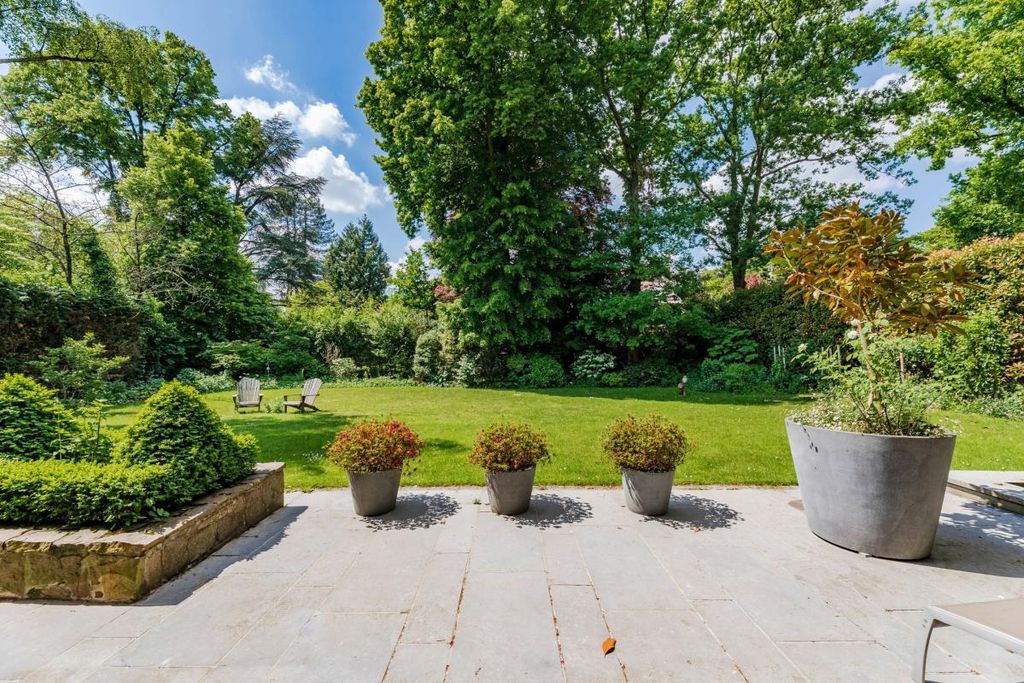 Property photo 3 of 19