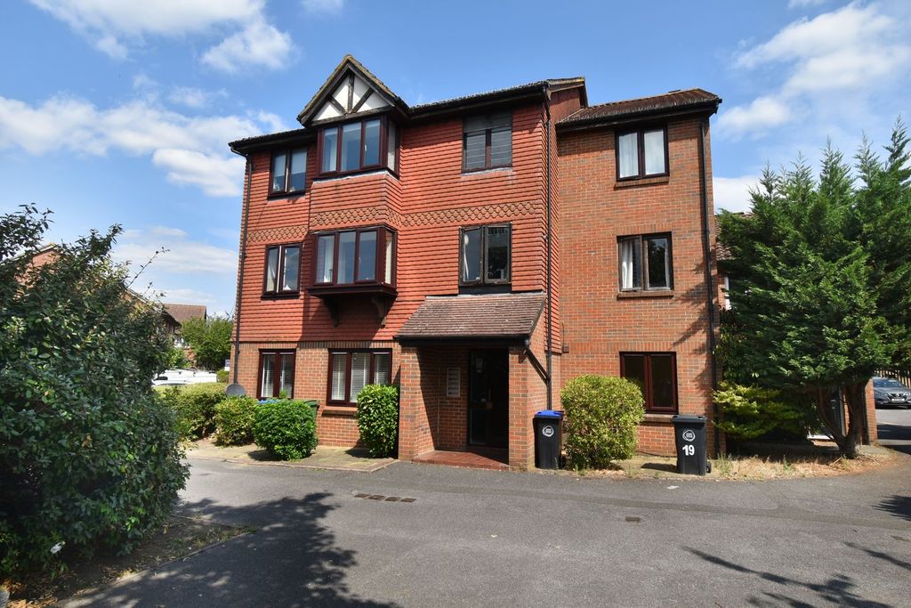 Property photo 1 of 6
