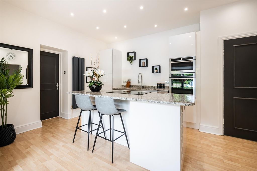Additional image 37 of 5 bed detached house for saleDore Road, Sheffield S17