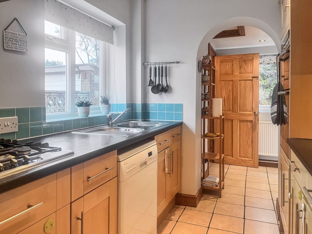 Property photo 3 of 15 Photo 6