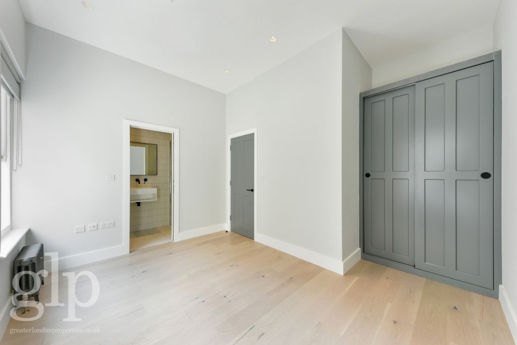 Property photo 2 of 12 2620114