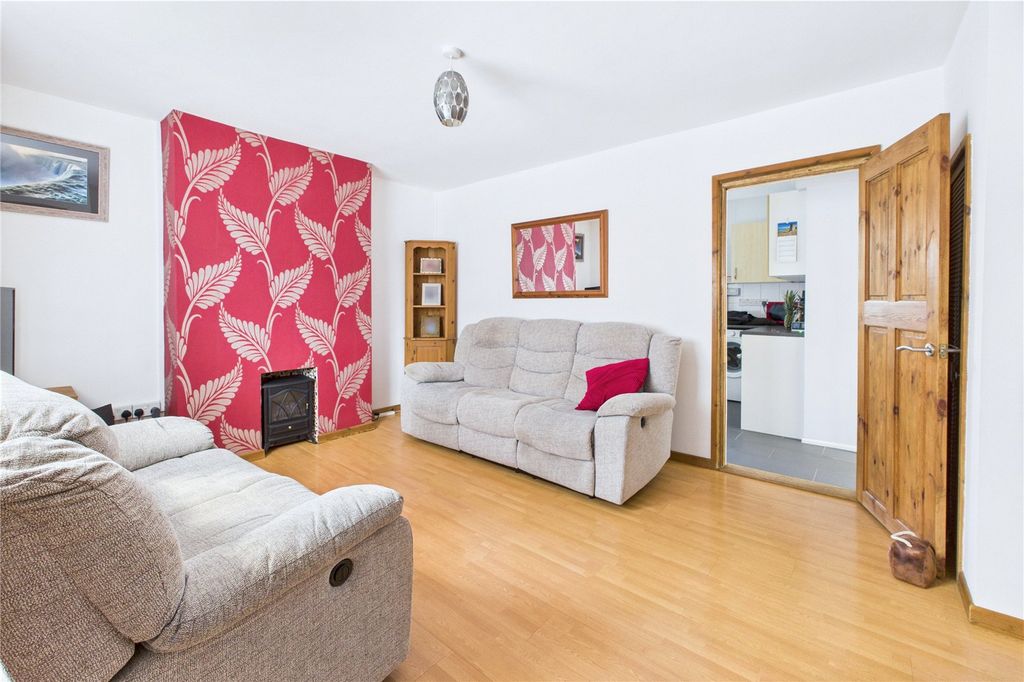 Property photo 3 of 15 Picture No. 04