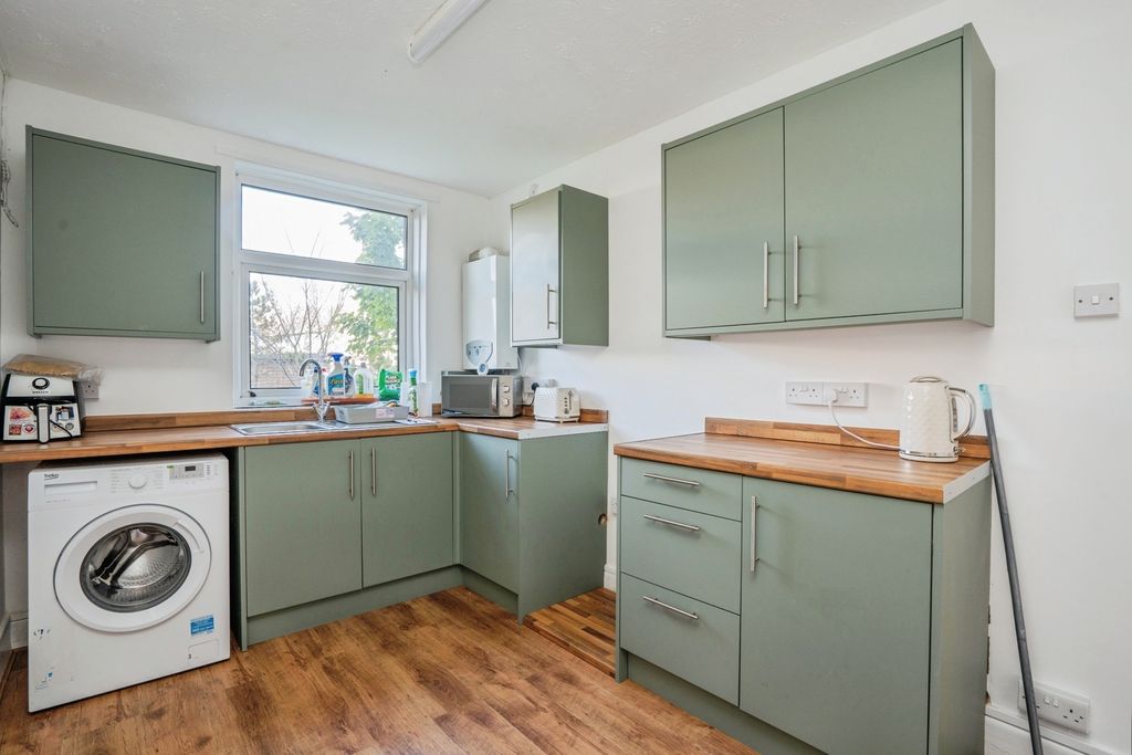 Property photo 3 of 20 Pbox-Img.Jpg