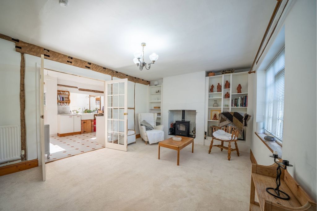 Property photo 3 of 20