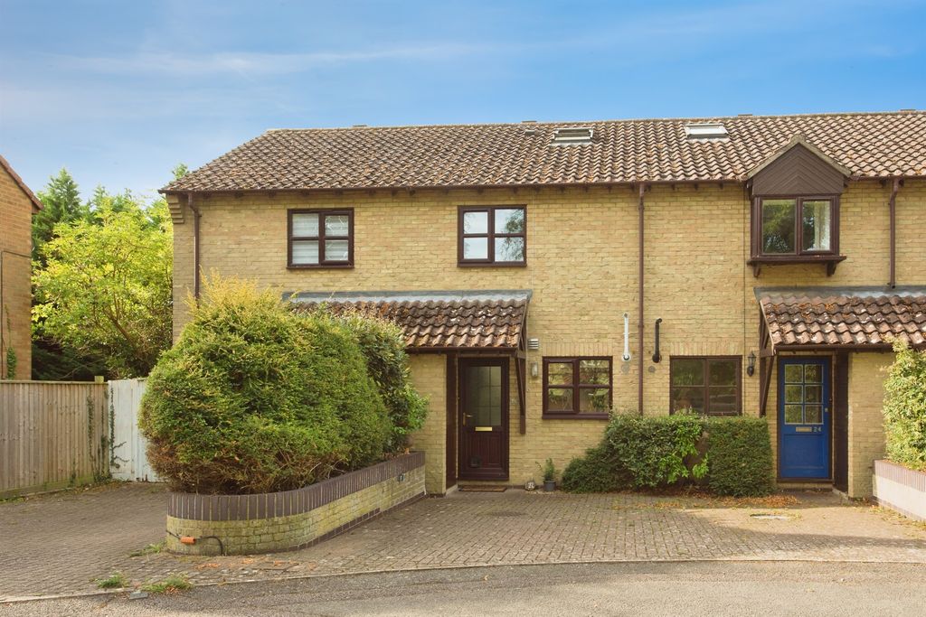 Property photo 1 of 12