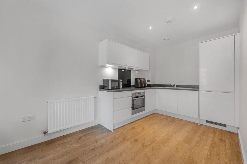 Property photo 3 of 11 Picture No. 25