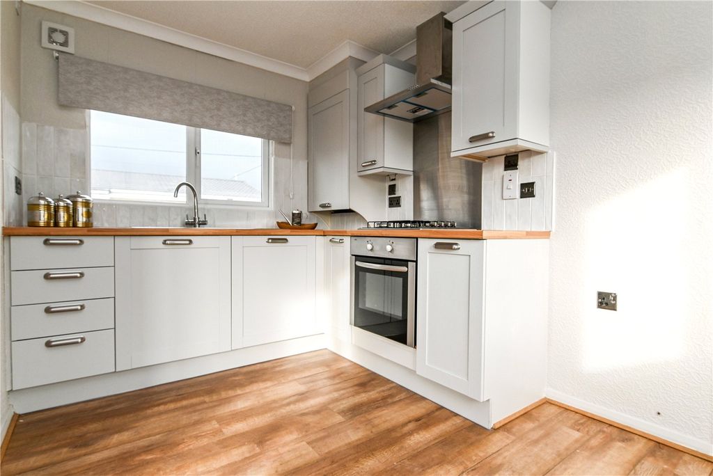 Property photo 2 of 15 Picture No. 03