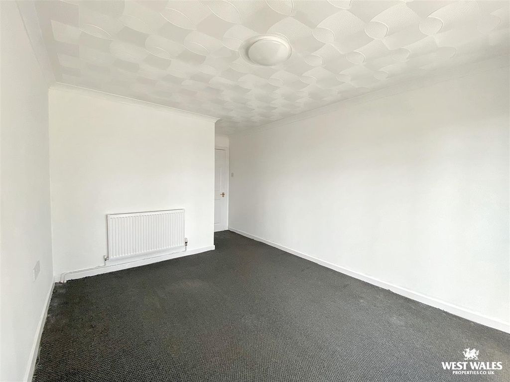 Additional image 6 of 3 bed detached bungalow for saleCenarth Close, Pembroke Dock SA72