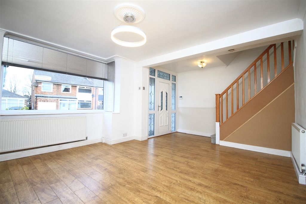 Property photo 1 of 21 Lounge...Jpg