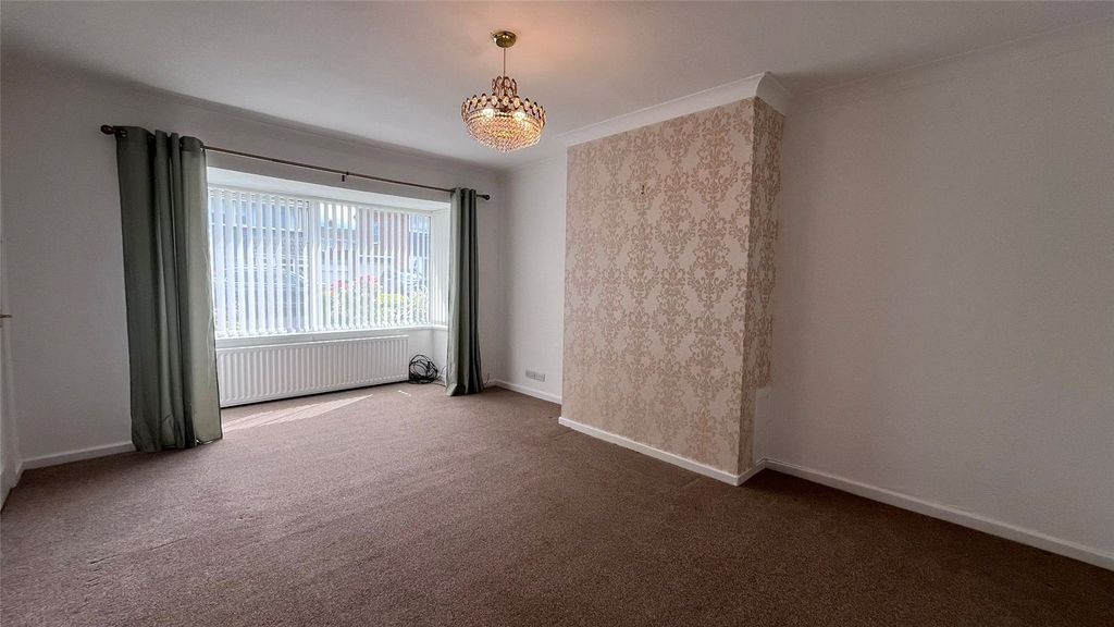 Property photo 2 of 9 Picture No. 05