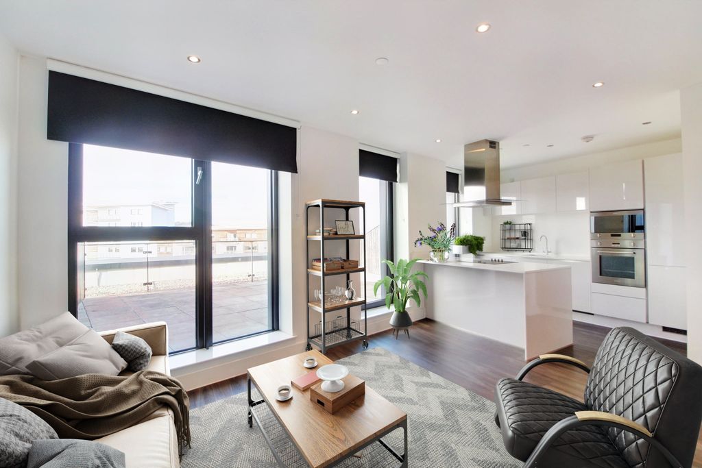 Property photo 3 of 14 110 Kit Vhs