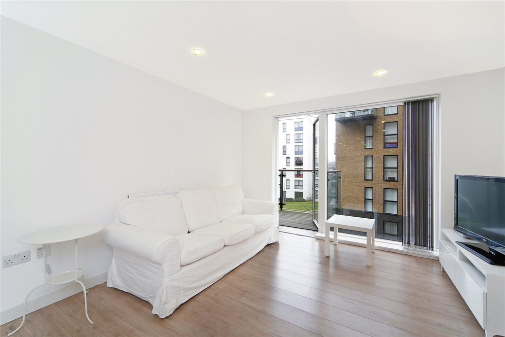 Property photo 3 of 10 Picture No. 13