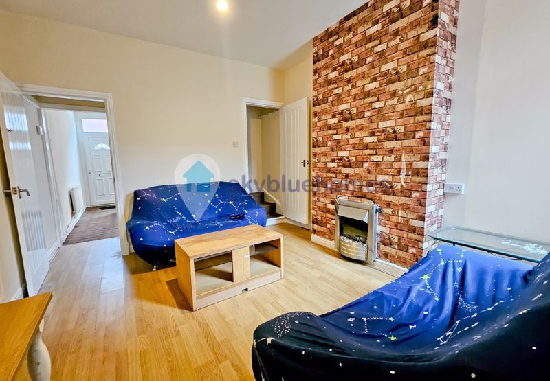 Property photo 1 of 11 Photo 10