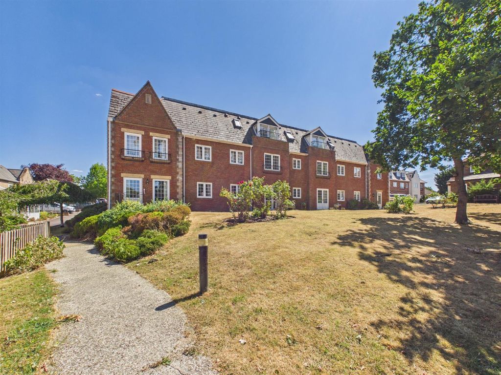 Property photo 1 of 9 Cam05510G0-Pr0274-Still007.Jpg
