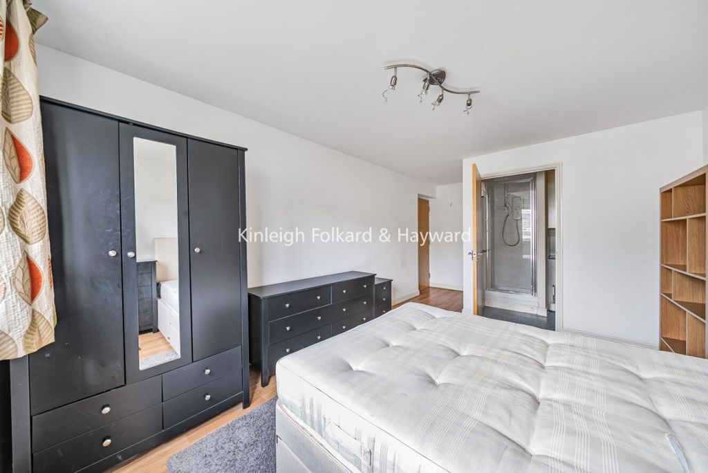 Property photo 2 of 9 58d9Acda-d6A0-4B37-8