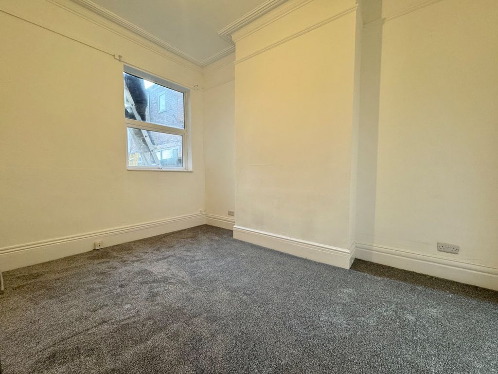 Property photo 3 of 13 Picture No. 14