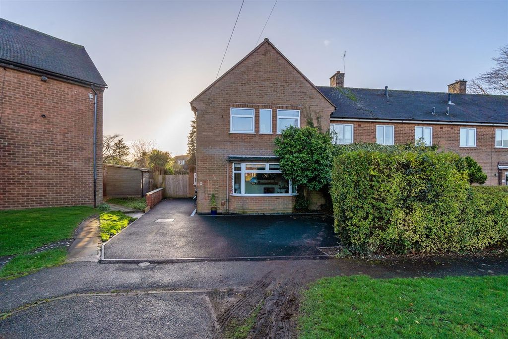 Property photo 1 of 14 43 Newlands Road_23.Jpg