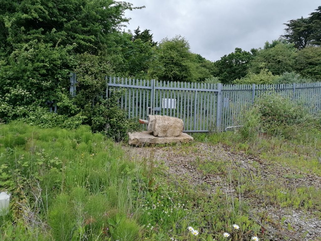 Property photo 2 of 14