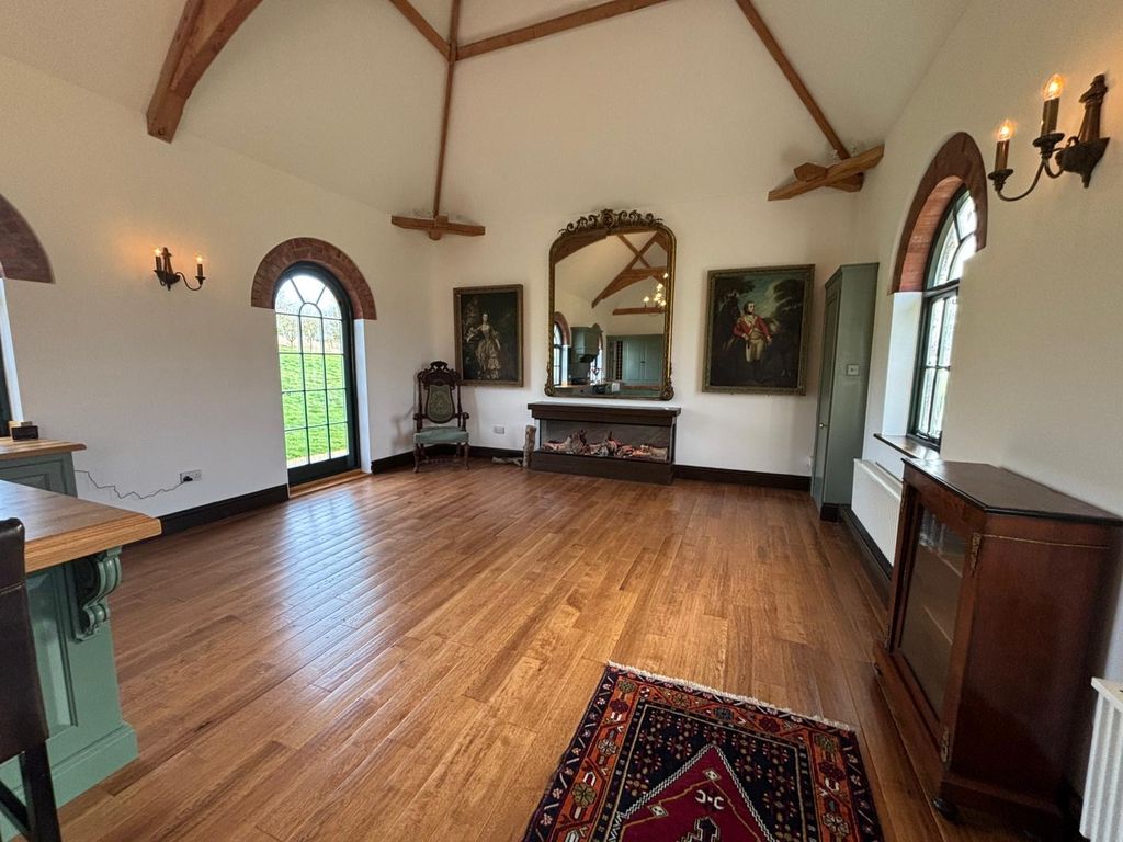 Property photo 3 of 15 Image