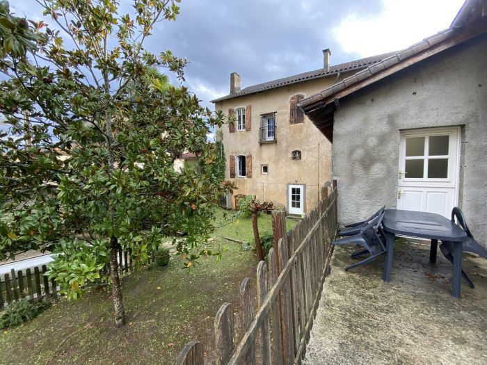 Property photo 1 of 27