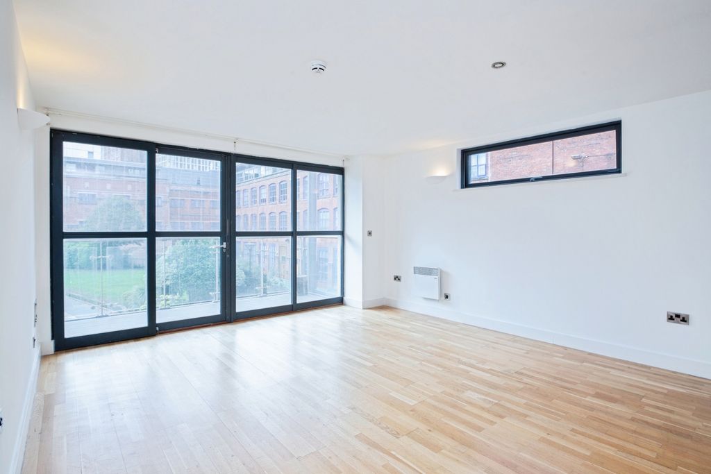 Property photo 2 of 14 Photo