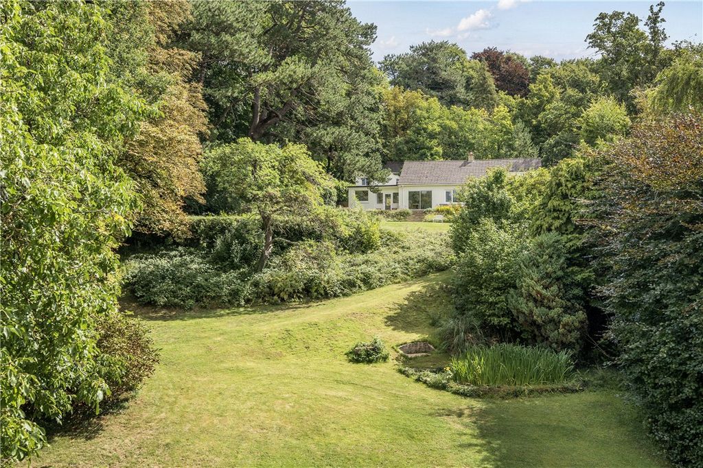 Property photo 1 of 16 Picture No. 22