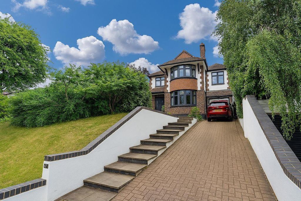 Property photo 1 of 17 Front 2.Jpg