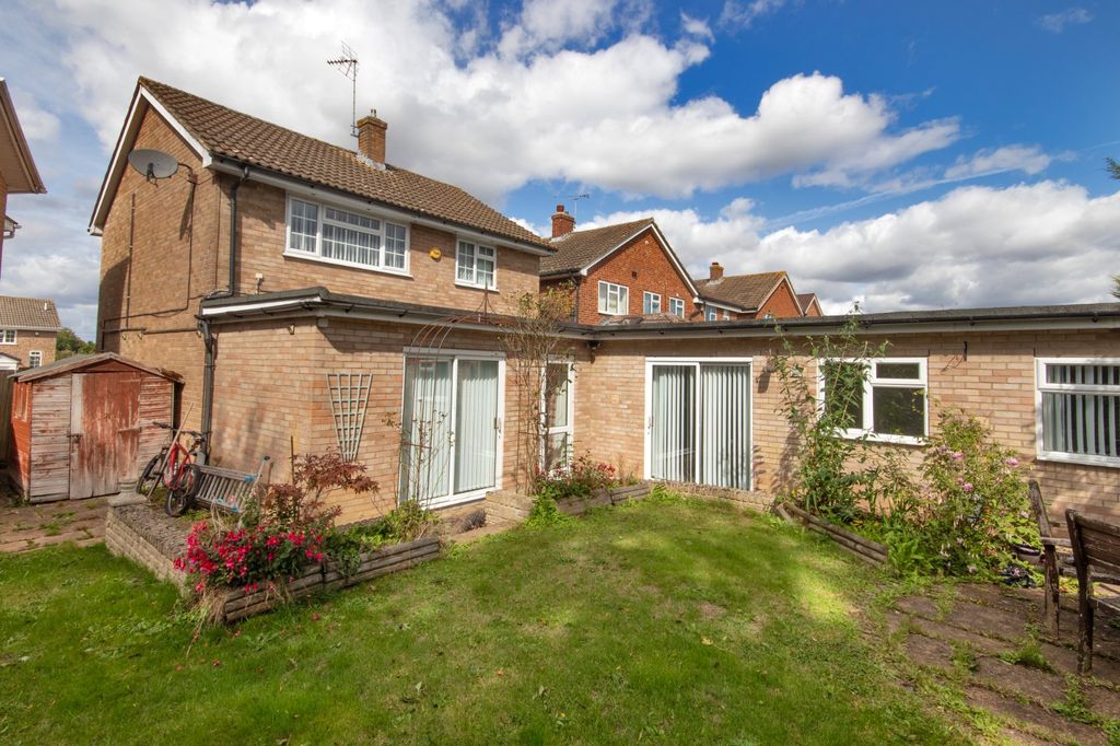 Property photo 2 of 24 Rear