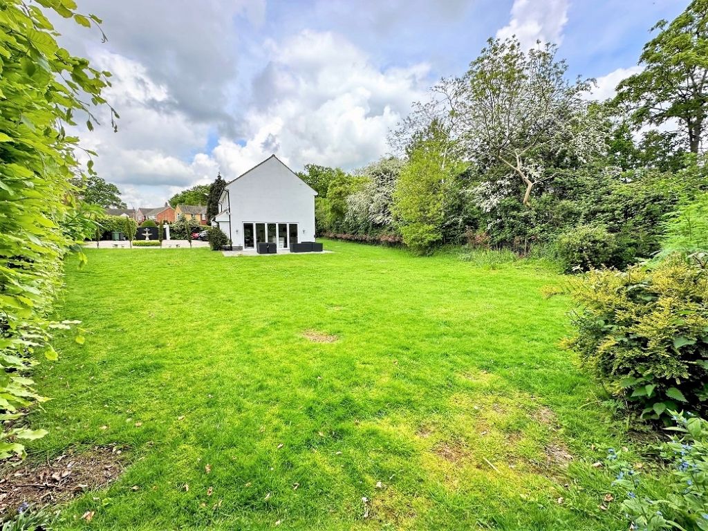 Property photo 3 of 21