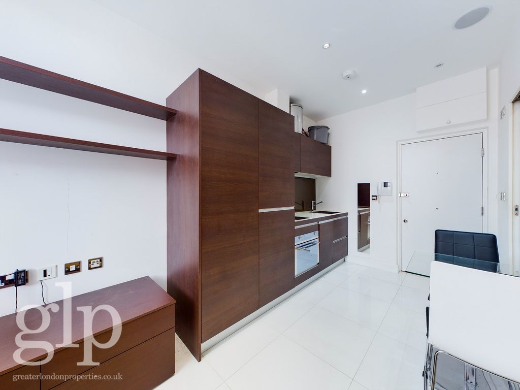 Property photo 2 of 8 2555423