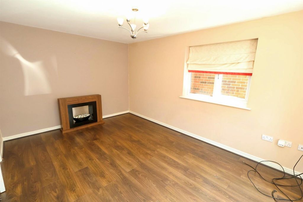 Property photo 3 of 20 4.Jpg