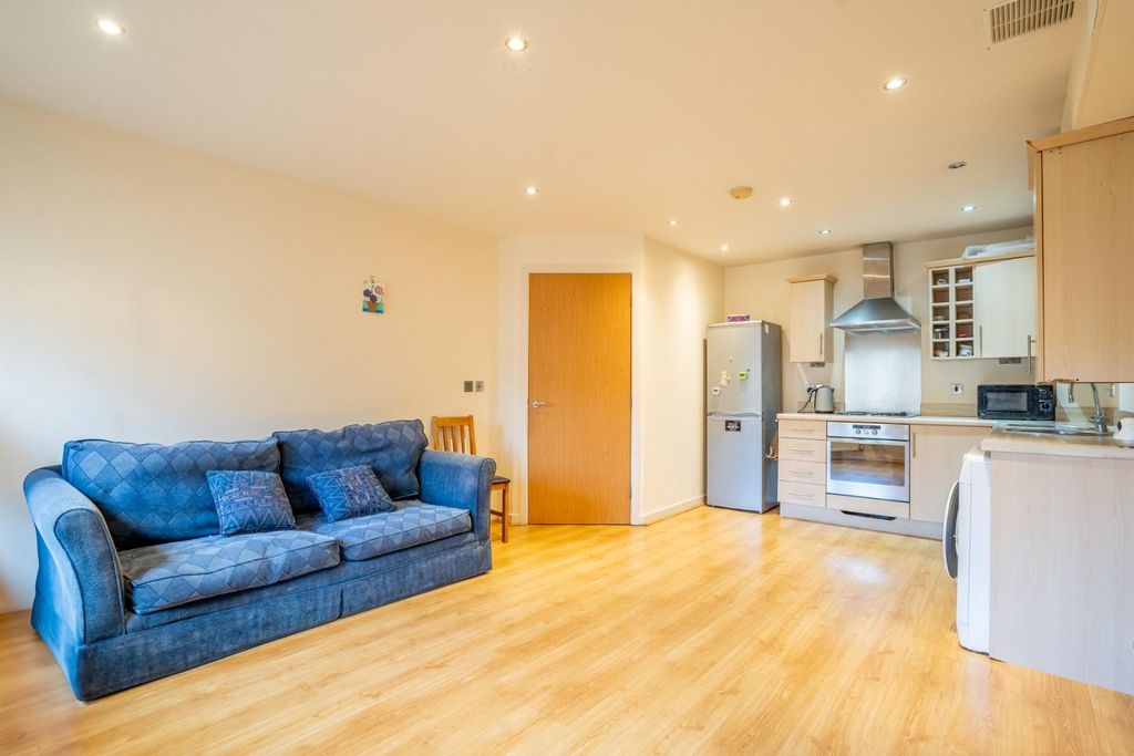 Property photo 2 of 12 Nh-2.Jpg