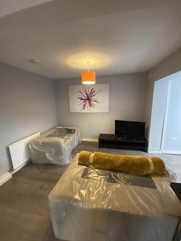 Property photo 2 of 19 0Fc5B99Bf4Cb963F4ce7d9cd4Aec888F.Jpg