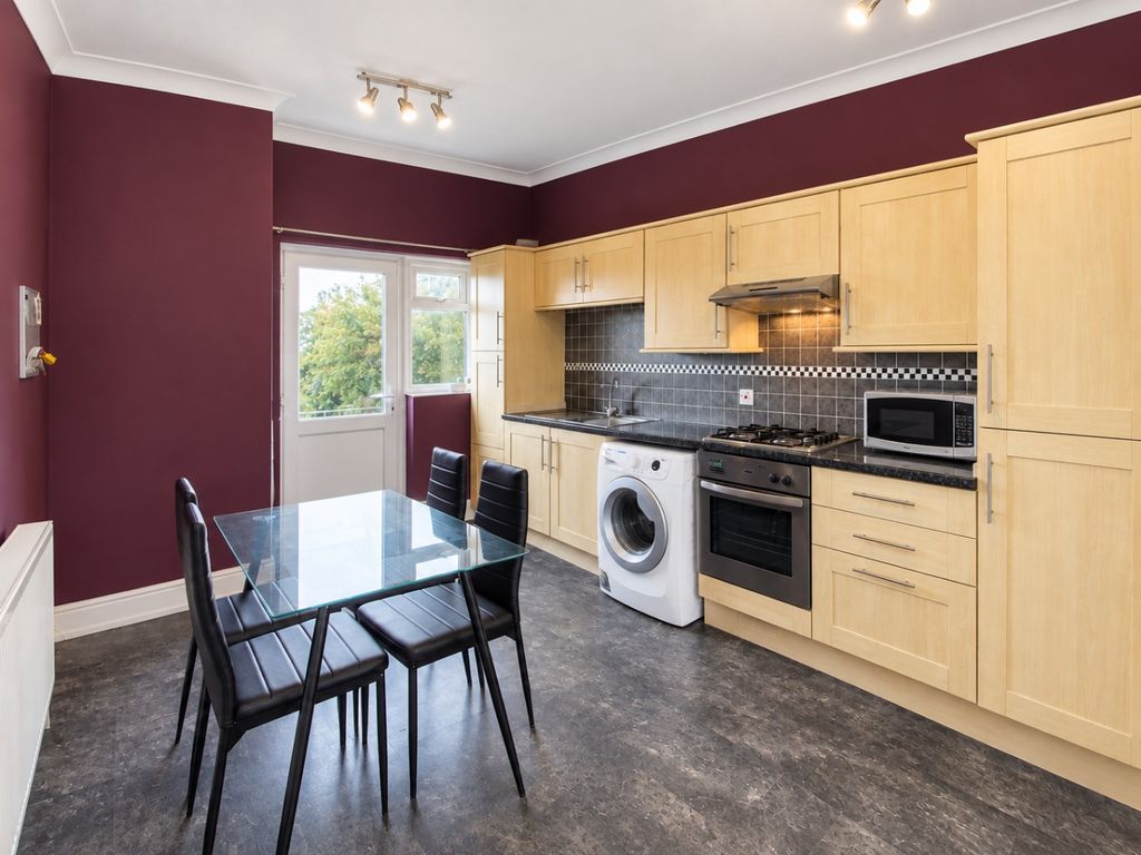 Property photo 3 of 15 4845755