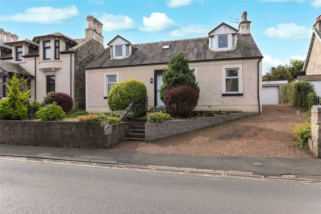 Property photo 1 of 21 Picture No. 05