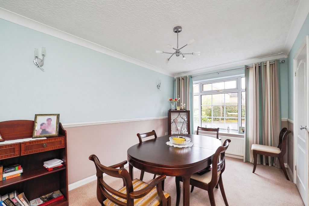 Property photo 3 of 19 Pbox-Img.Jpg