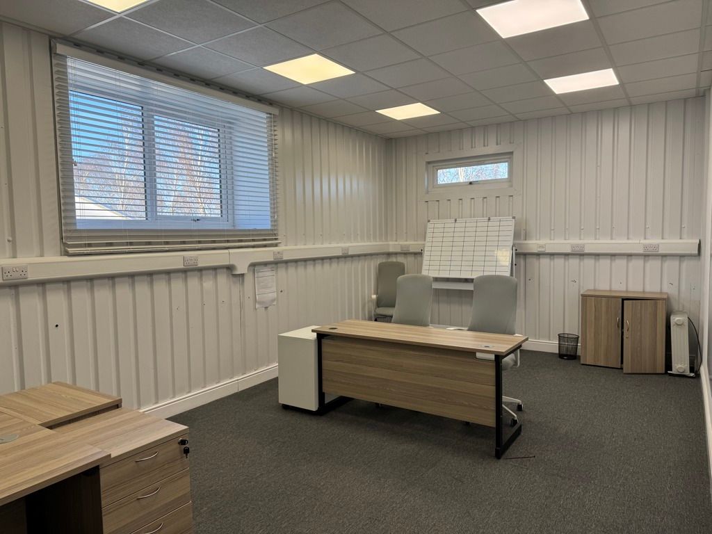 Property photo 3 of 9 Photo 2