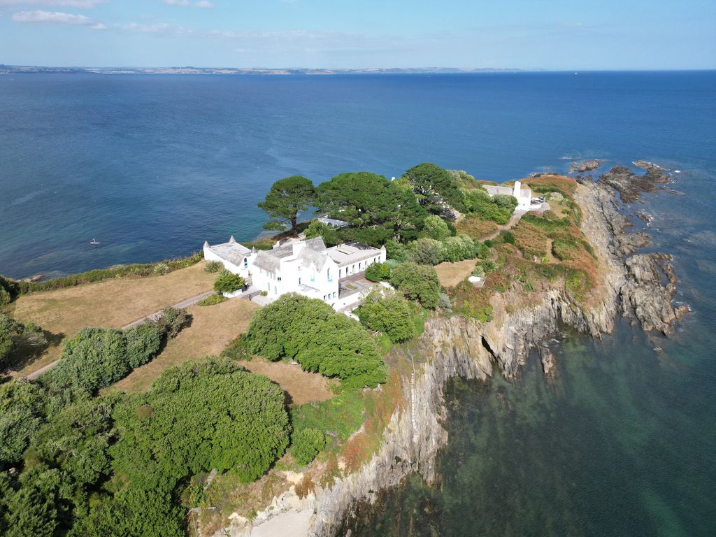 Property photo 1 of 29 Photo 1