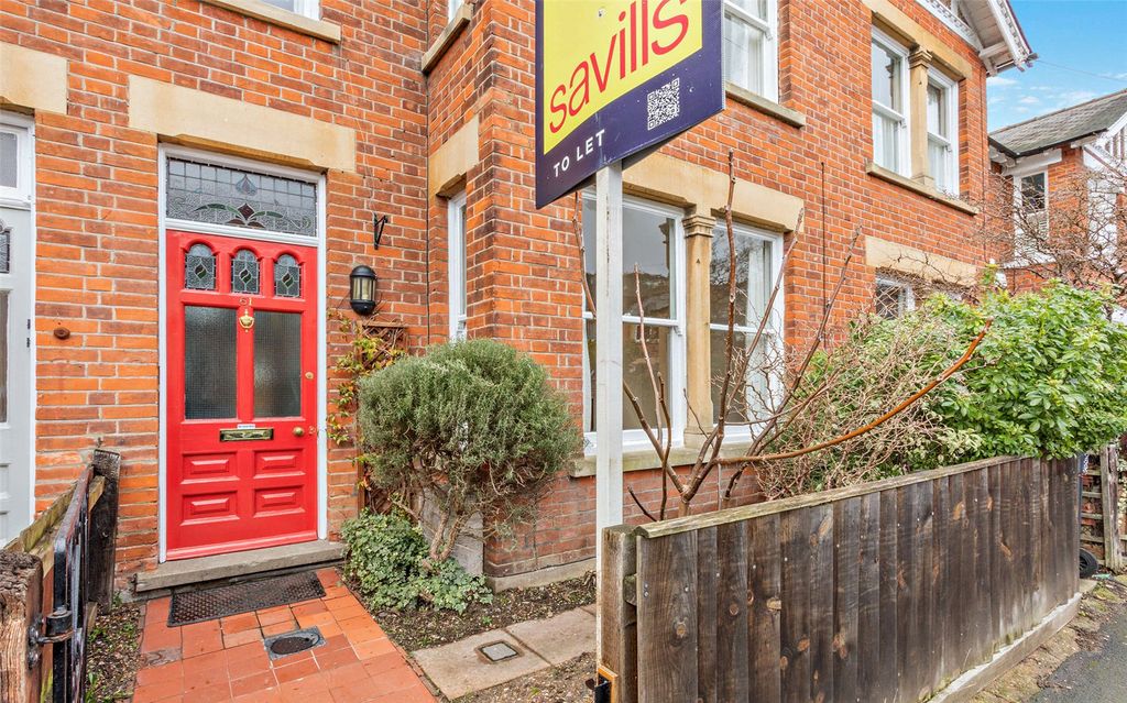 Property photo 2 of 20 Entrance