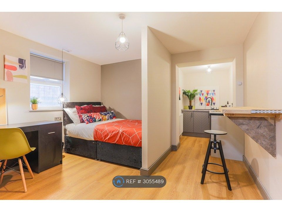 Property photo 1 of 4