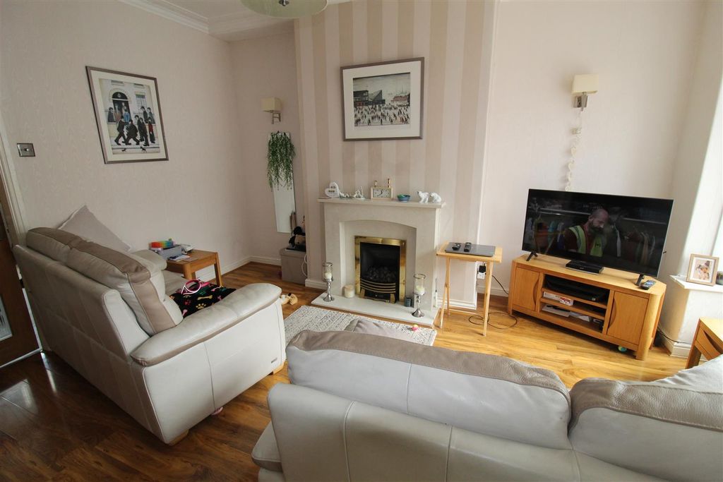 Property photo 2 of 10 Img_9227.Jpg
