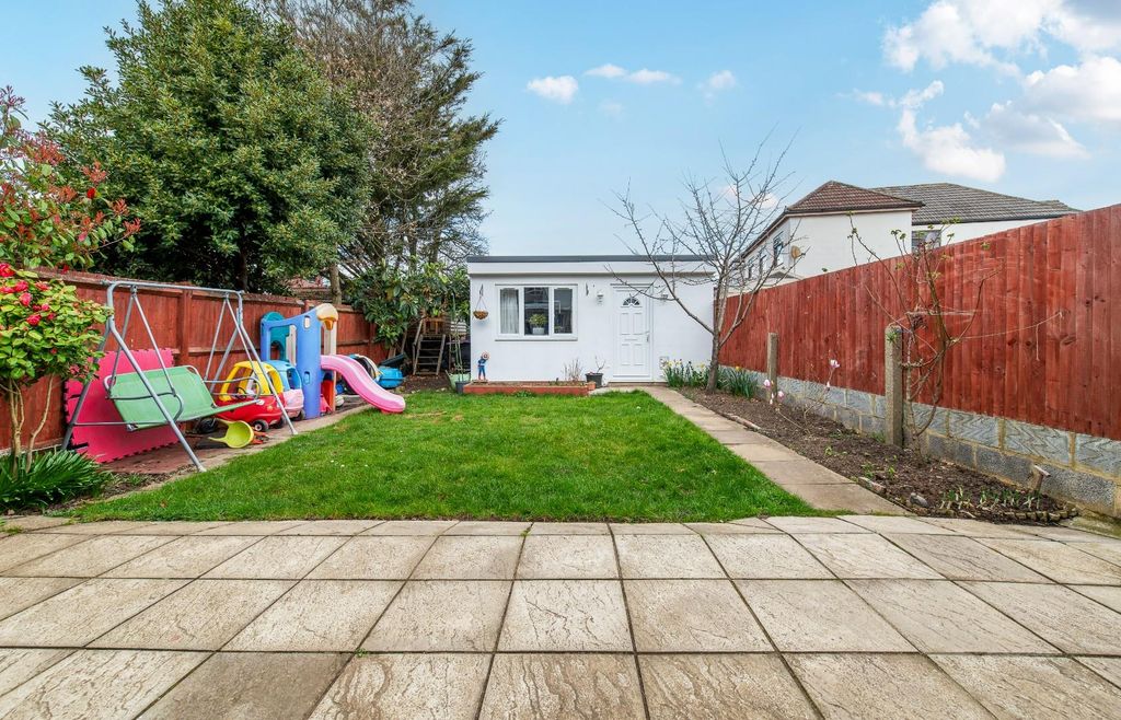 Property photo 3 of 15 Rear Garden