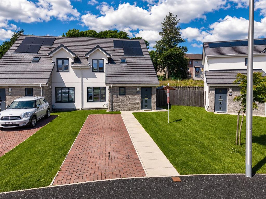 Property photo 2 of 23 10 Greenfield Crescent Dundee-2.Jpg