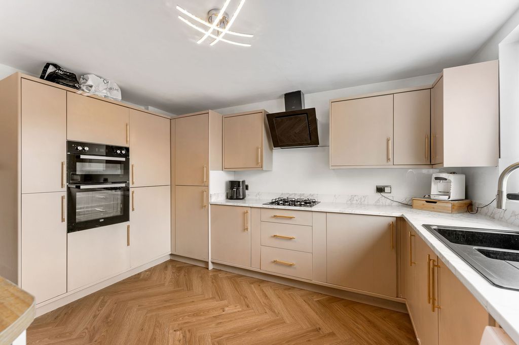 Additional image 5 of 4 bed detached bungalow for saleSt. Davids Drive, Connah's Quay CH5