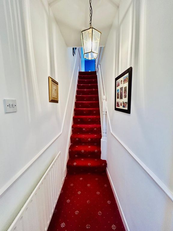 Property photo 2 of 15 Entrance