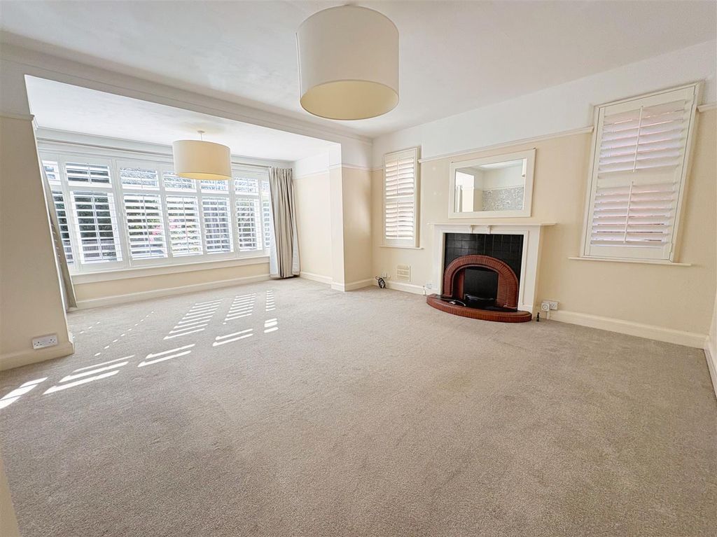 Property photo 2 of 12 Living Room