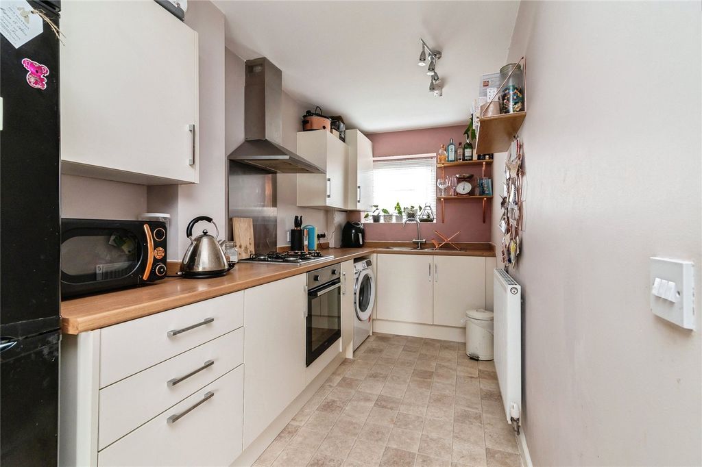Property photo 2 of 17 Picture No. 06