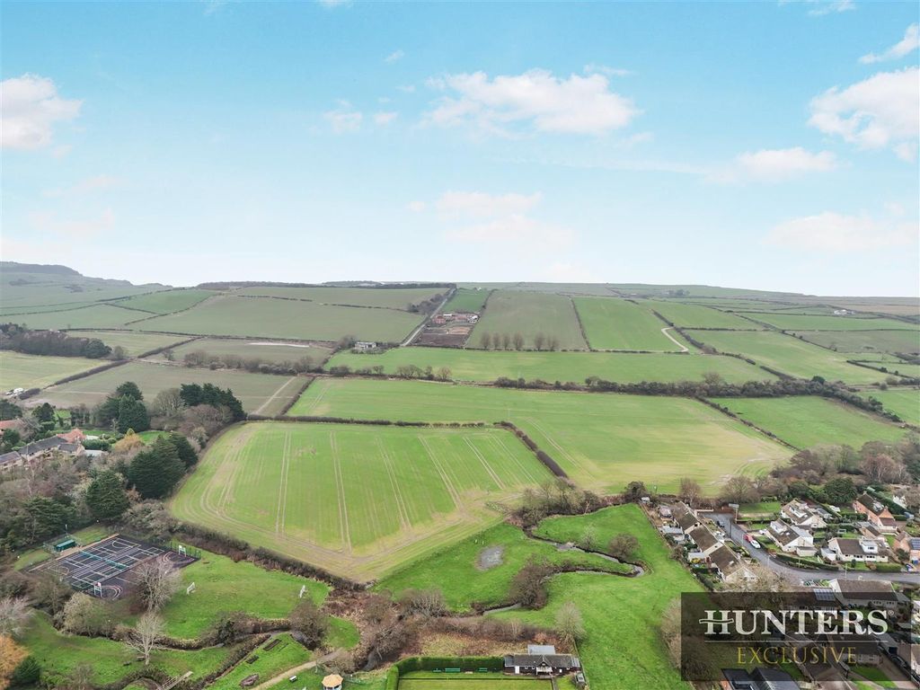 Property photo 3 of 29 Tlc_E1Edde55-F7ce-4510-A7ce-3c93d1159c9A_3E62486.J