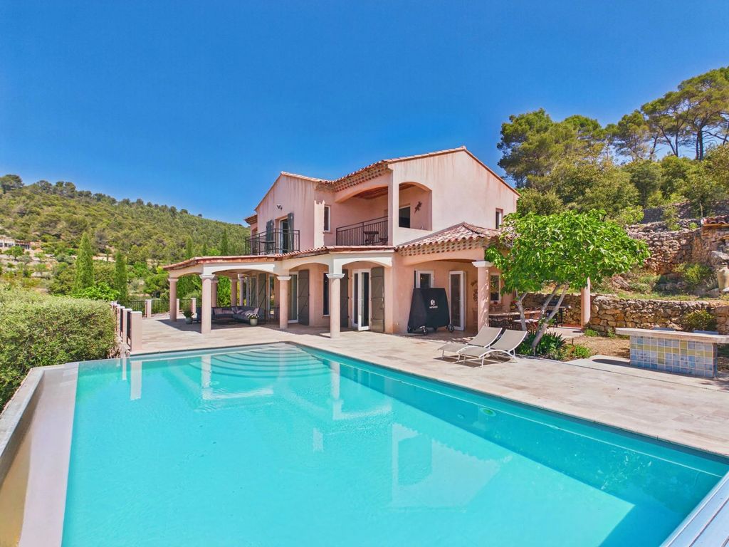 Property photo 1 of 34